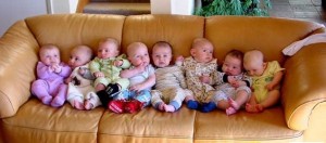 babies-on-couch